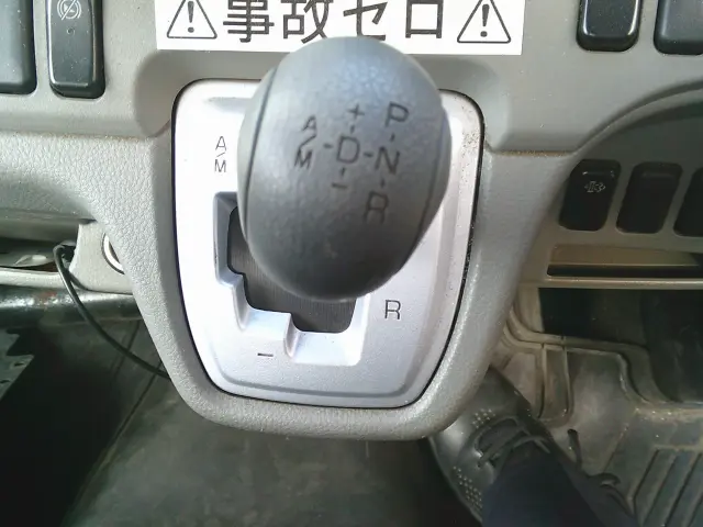 三菱 キャンター TPG-FGA20(4WD)の写真39