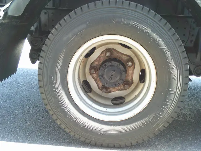 三菱 キャンター 2RG-FDA20(4WD)の写真11