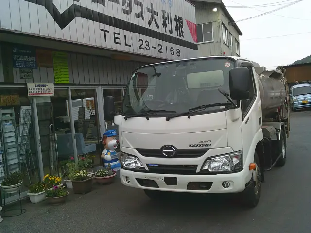 日野 デュトロ TKG-XZU675M(4WD)の写真18