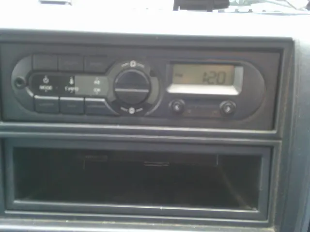 三菱 キャンター TPG-FDA00(4WD)の写真33
