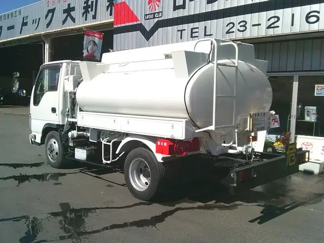 いすゞ エルフ TDG-NKS85AN(4WD)の写真6