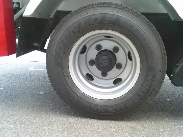 いすゞ エルフ TKG-NKS85A(4WD)の写真12