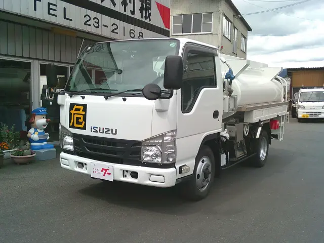 いすゞ エルフ TPG-NKS85AN(4WD)の写真1