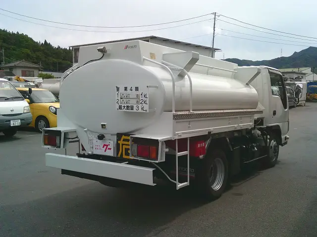 いすゞ エルフ TPG-NKS85AN(4WD)の写真4