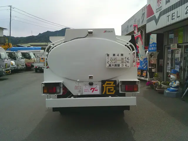 いすゞ エルフ TPG-NKS85AN(4WD)の写真5