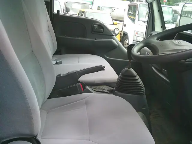 いすゞ エルフ TPG-NKS85AN(4WD)の写真25