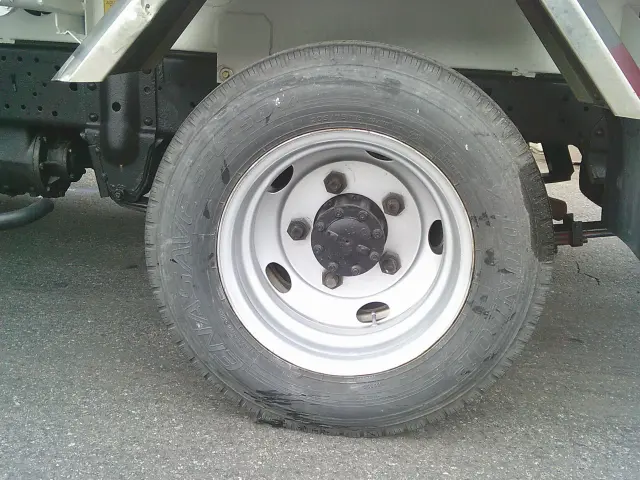 いすゞ エルフ TPG-NKS85AN(4WD)の写真10