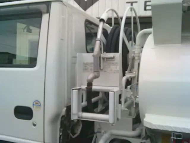 いすゞ エルフ TPG-NKS85AN(4WD)の写真18