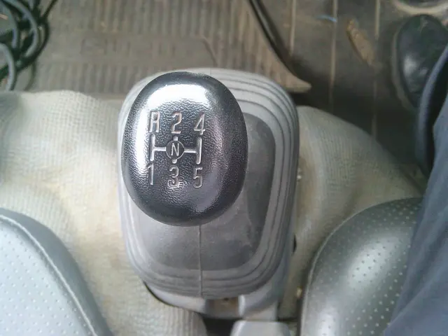 いすゞ エルフ TPG-NKS85AN(4WD)の写真42