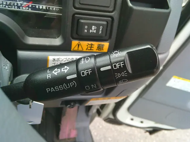 三菱 キャンター KK-FE70EB改(2WD)の写真14