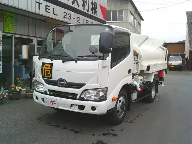 日野 デュトロ TKG-XZU675M(4WD)の写真1