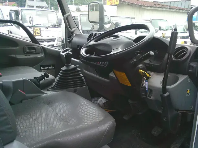 日野 デュトロ TKG-XZU675M(4WD)の写真26