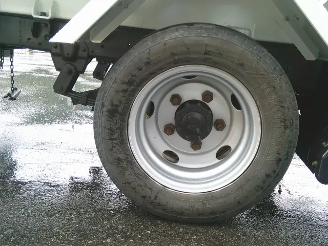 いすゞ エルフ TPG-NKS85AN(4WD)の写真12