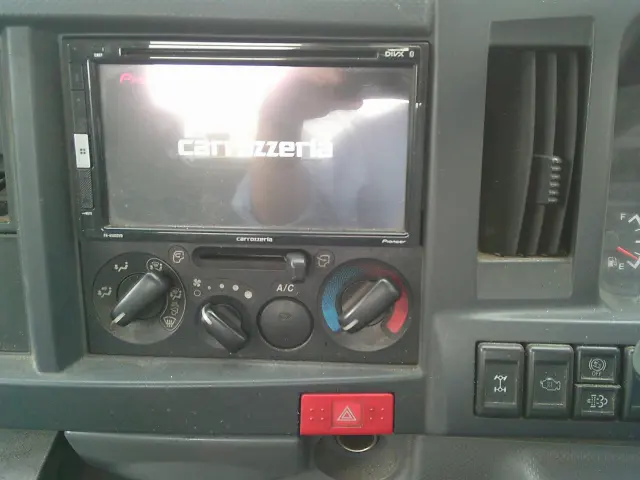 いすゞ エルフ TPG-NKS85AN(4WD)の写真35