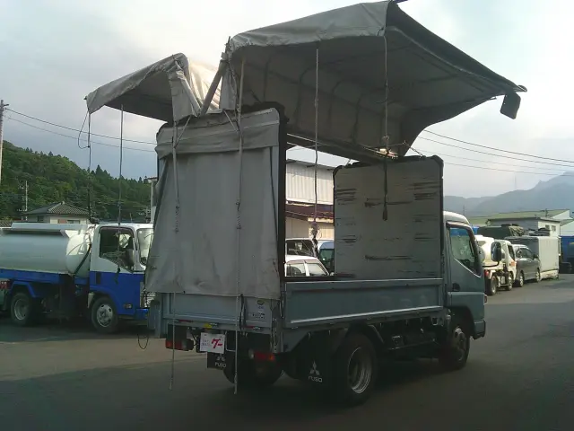 三菱 キャンター TKG-FEA50(2WD)の写真4