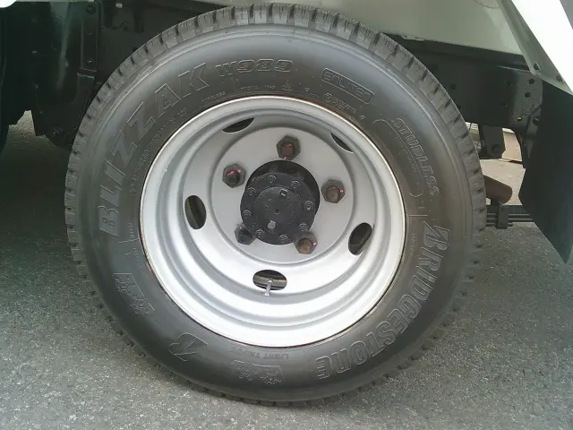 いすゞ エルフ TPG-NKS85AN(4WD)の写真10