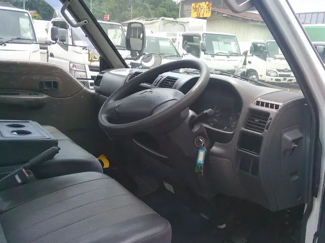 三菱 デリカ TC-SK82TM(2WD)の写真26