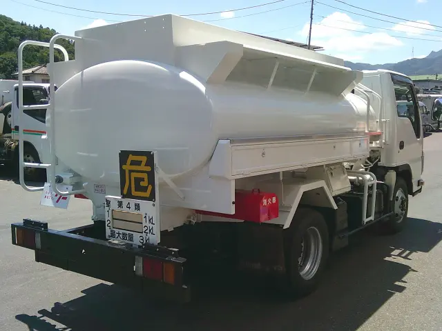 いすゞ エルフ TDG-NKS85AN(4WD)の写真5