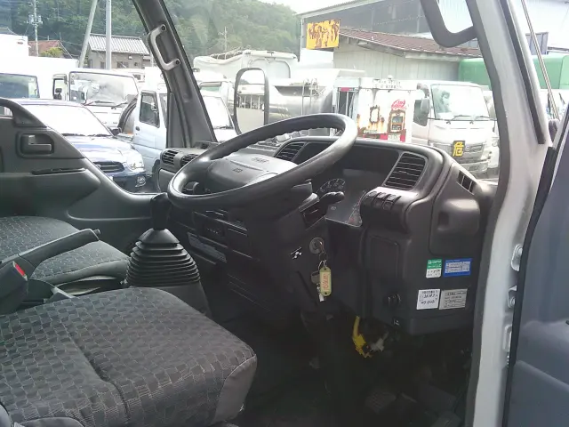 マツダ タイタン PB-LKS81AR(4WD)の写真19