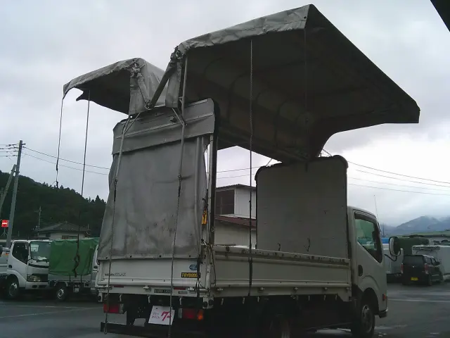 日産 アトラス SDG-SZ5F24(4WD)の写真5