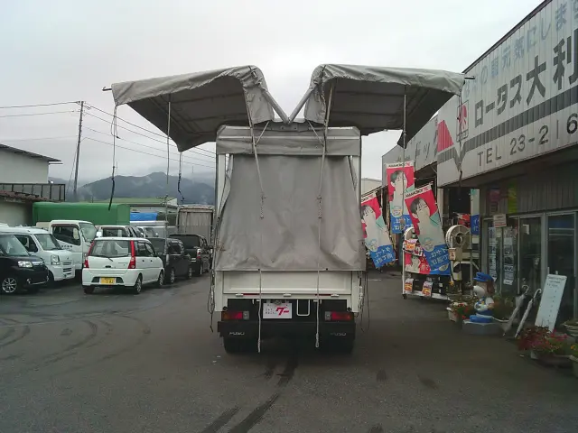 日野 デュトロ TKG-XZU675M(4WD)の写真5