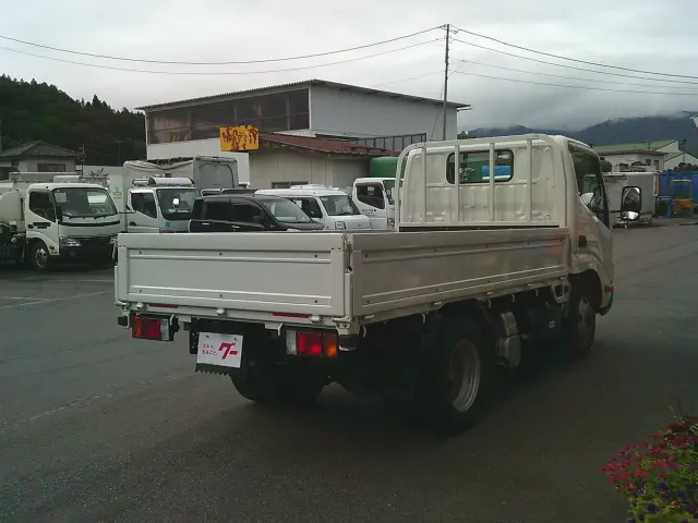日野 デュトロ TKG-XZu675M(4WD)の写真4