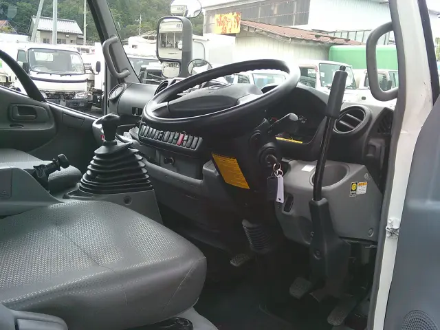 日野 デュトロ TKG-XZu675M(4WD)の写真18