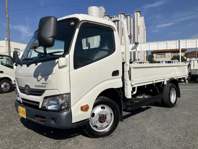 トヨタ トヨエース TKG-XZU685(4WD)の写真2