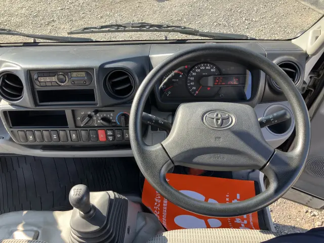 トヨタ トヨエース TKG-XZU685(4WD)の写真7