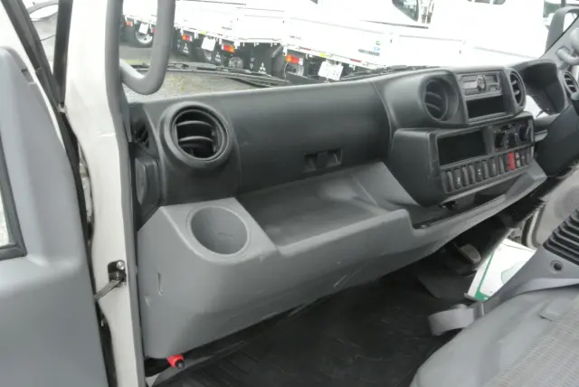 トヨタ トヨエース TKG-XZU685(4WD)の写真26