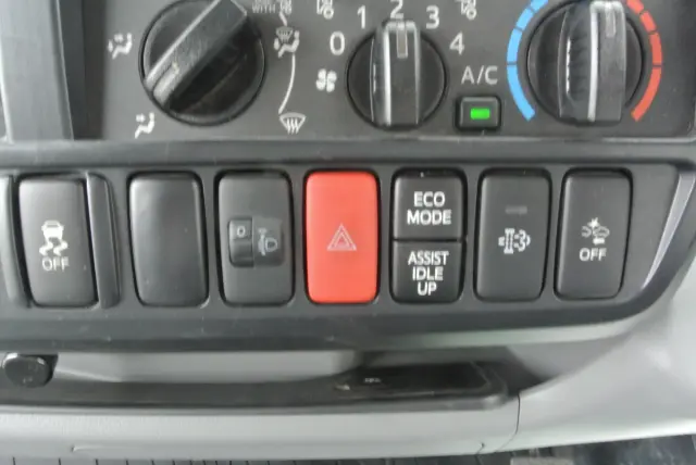 トヨタ トヨエース TKG-XZU685(4WD)の写真31