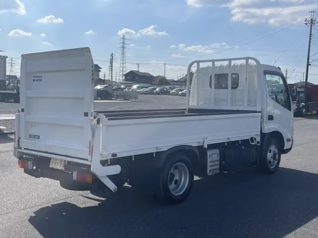 日野 デュトロ 2RG-XZU645M(2WD)の写真5