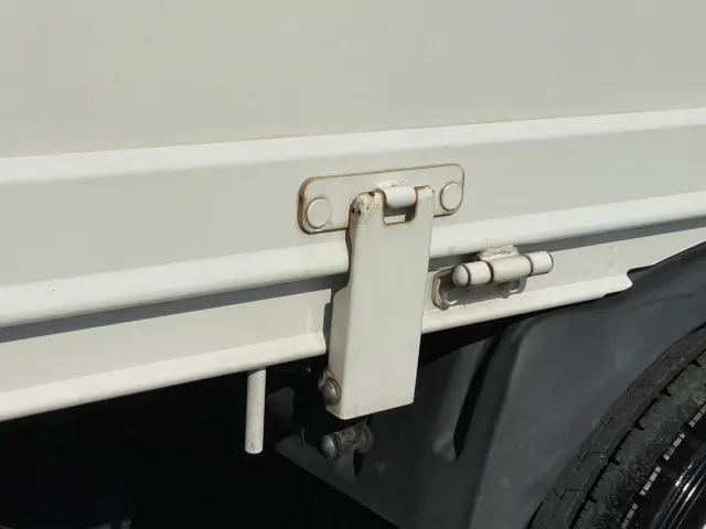 日野 デュトロ 2RG-XZU645M(2WD)の写真11