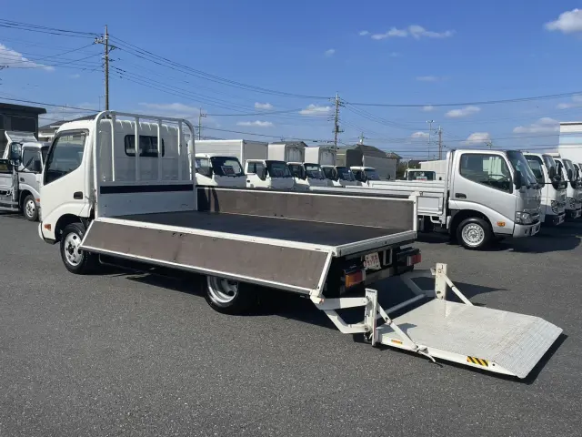 日野 デュトロ 2RG-XZU645M(2WD)の写真13