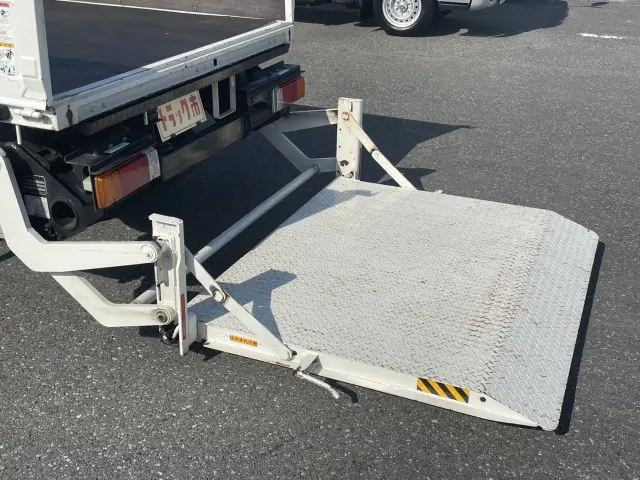 日野 デュトロ 2RG-XZU645M(2WD)の写真14