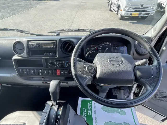 日野 デュトロ 2RG-XZU645M(2WD)の写真30