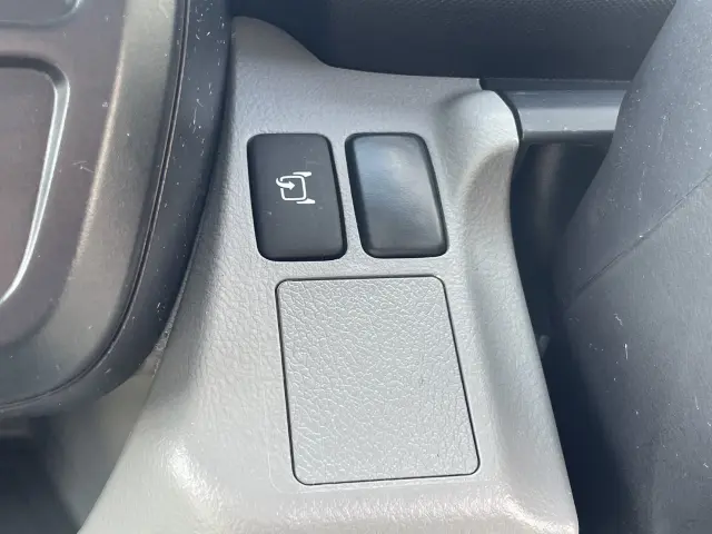 日野 デュトロ 2RG-XZU645M(2WD)の写真38