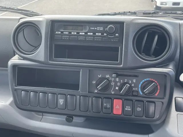トヨタ ダイナ TKG-XZC655(2WD)の写真27