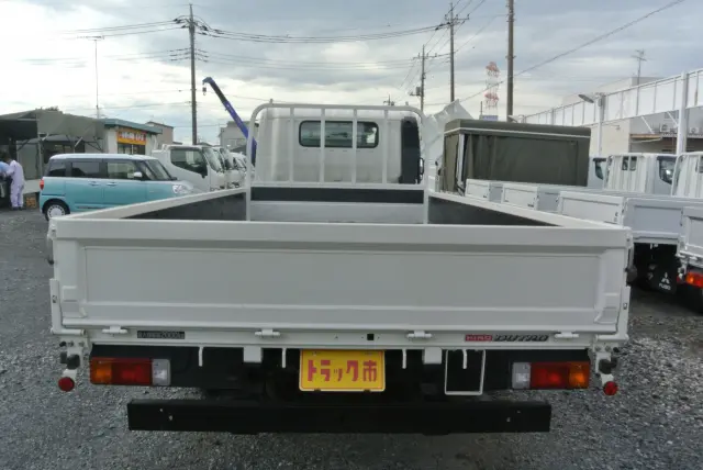 日野 デュトロ 2RG-XZU710M(2WD)の写真10