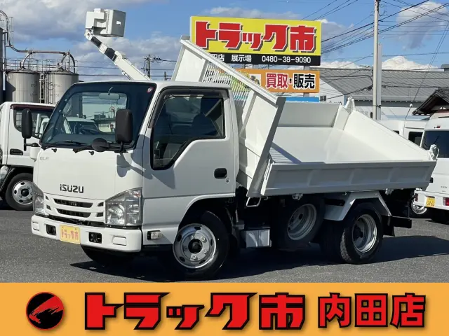 いすゞ エルフ TPG-NKR85AN(2WD)の写真1