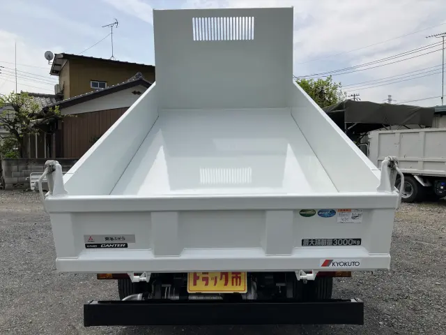 三菱 キャンター 2RG-FBA60(2WD)の写真10