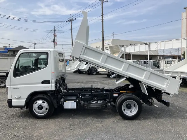 三菱 キャンター 2RG-FBA60(2WD)の写真12
