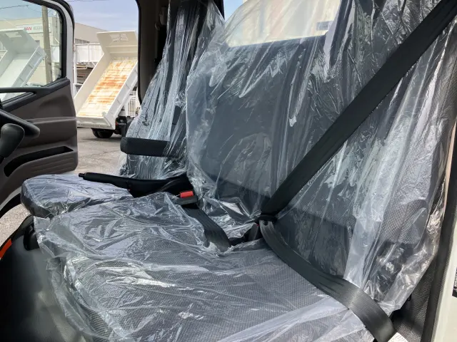 三菱 キャンター 2RG-FBA60(2WD)の写真23