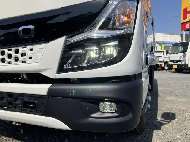 三菱 キャンター 2RG-FBAV0(2WD)の写真23