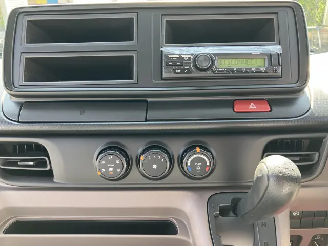 三菱 キャンター 2RG-FBAV0(2WD)の写真28