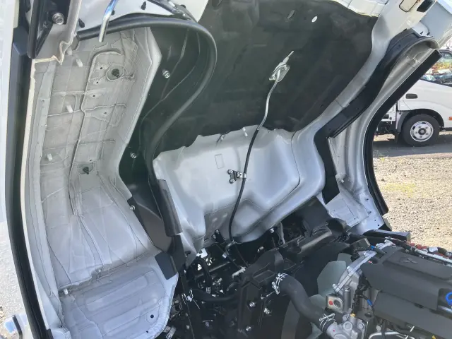 三菱 キャンター 2RG-FBAV0(2WD)の写真36