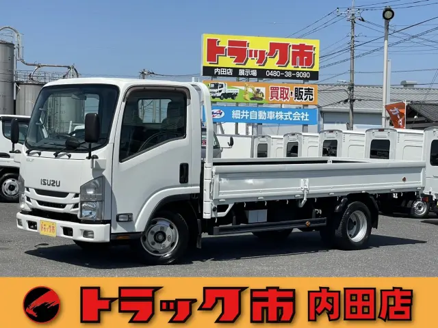 いすゞ エルフ TRG-NMR85AR(2WD)の写真1
