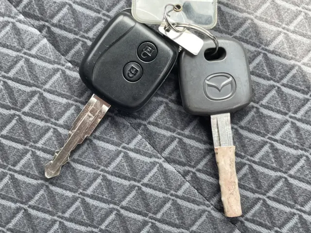 いすゞ エルフ 2RG-LJR88A(2WD)の写真26