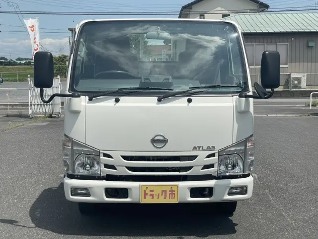 日産 アトラス AHR88A(2WD)の写真2