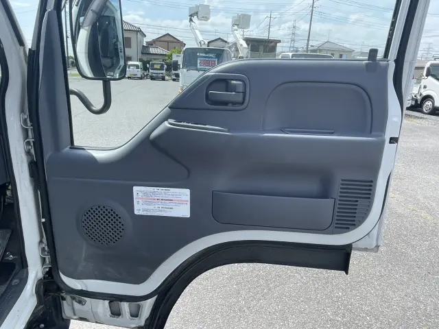 日産 アトラス AHR88A(2WD)の写真14